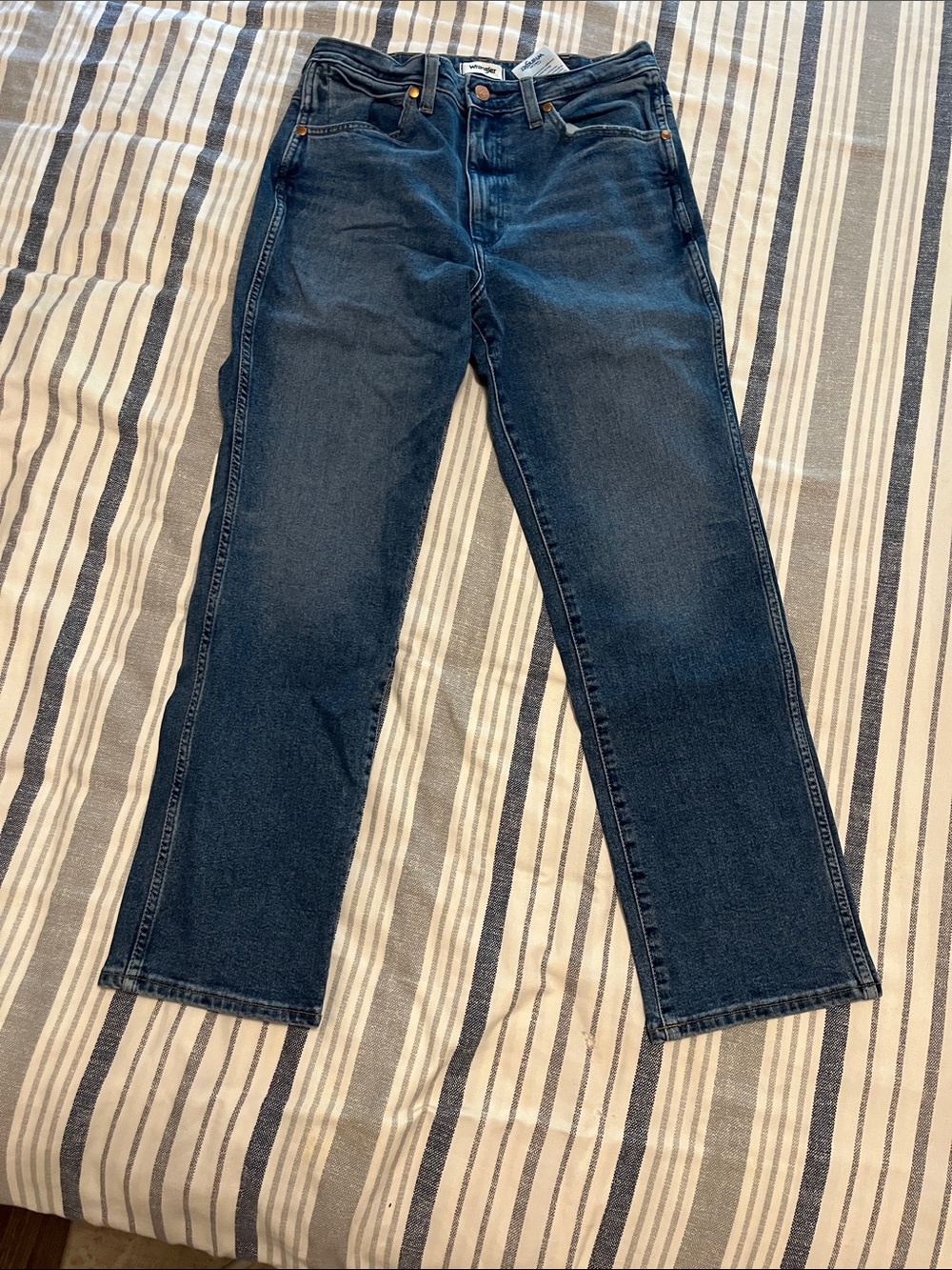 Classic high rise Straight-Leg Jeans in Dark Blue